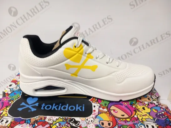 BOXED SKETCHERS TOKIDOKI SIZE 6.5