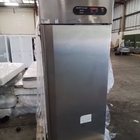 LOCKHART ARTICA ECO TALL COMMERCIAL FREEZER