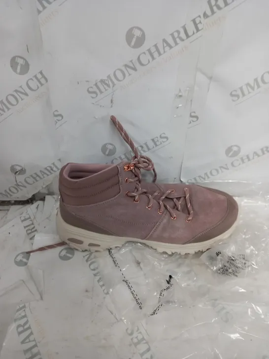 UNBOXED PAIR OF SKECHERS BLUSH SUEDE BOOTS - SIZE 8