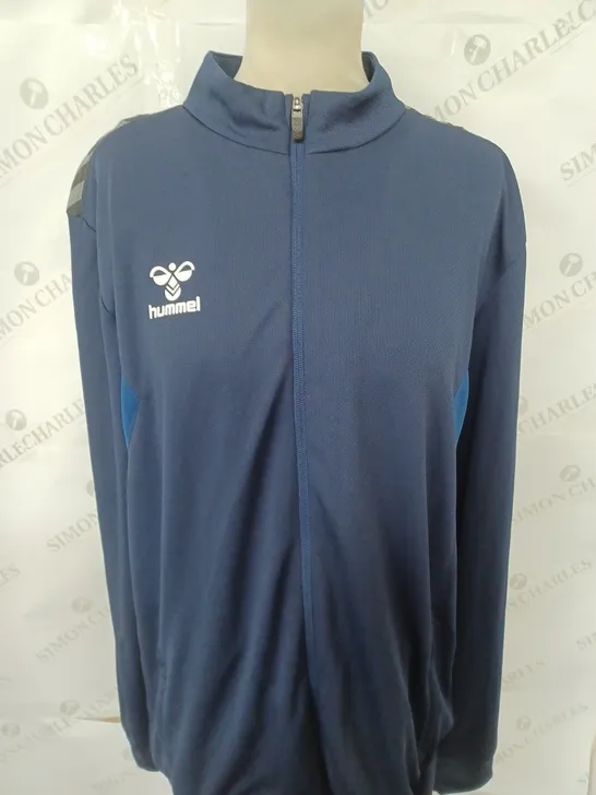 HUMMELS TRACKTOP IN NAVY BLUE SIZE LARGE