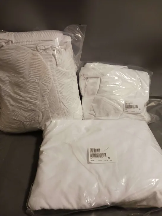 LOT OF 3 BEDDING SETS WHITE ASSORTED SIZES