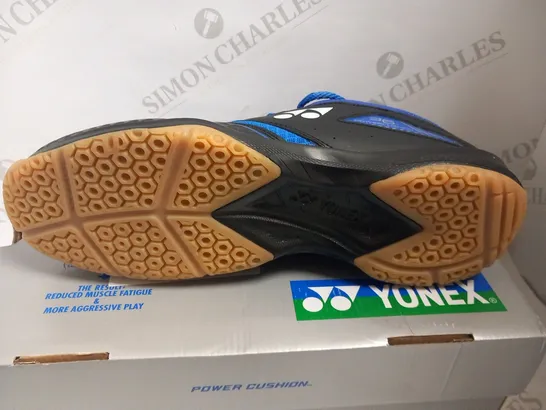 BOXED YONEX POWER CUSHION SHB36EX SIZE 11.5