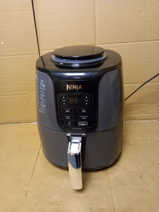 NINJA 3.8L AIR FRYER 