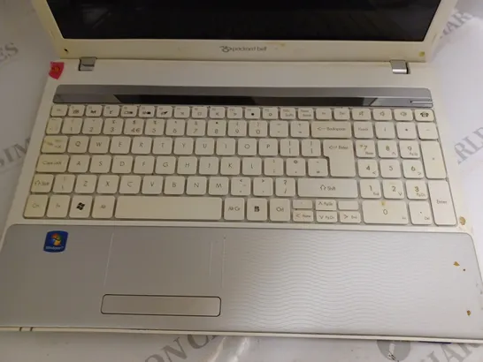 PACKARD BELL NEW95 LAPTOP