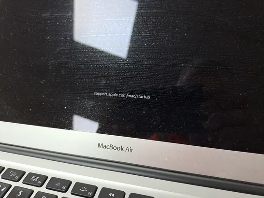 APPLE MACBOOK AIR7, 2/A1466 SERIEL # C1MRW4R5H3QF