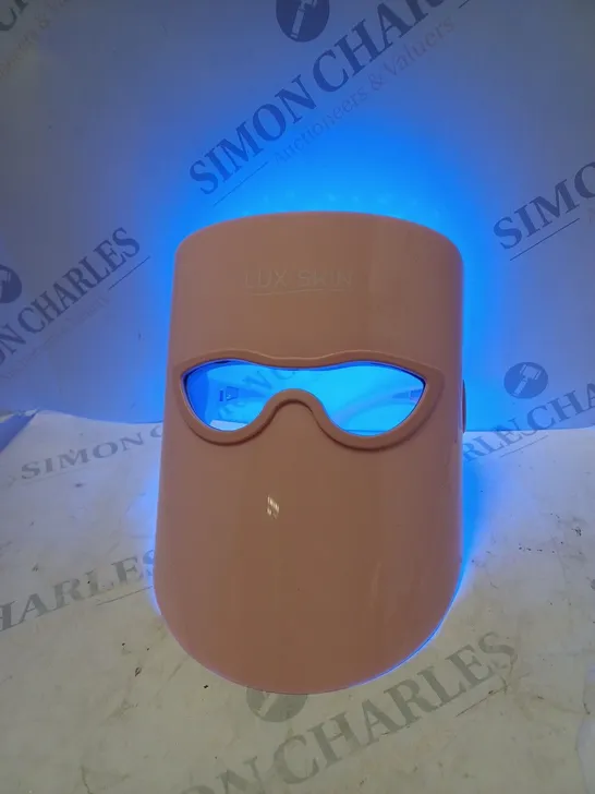 BOXED LED FACE MASK 