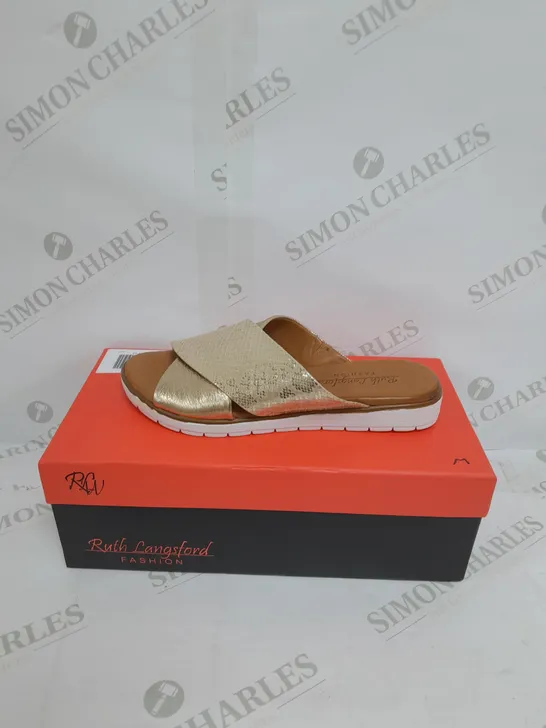 BOXED PAIR OF RUTH LANGSFORD SANDALS IN CHAMPAGNE GOLD SIZE 4