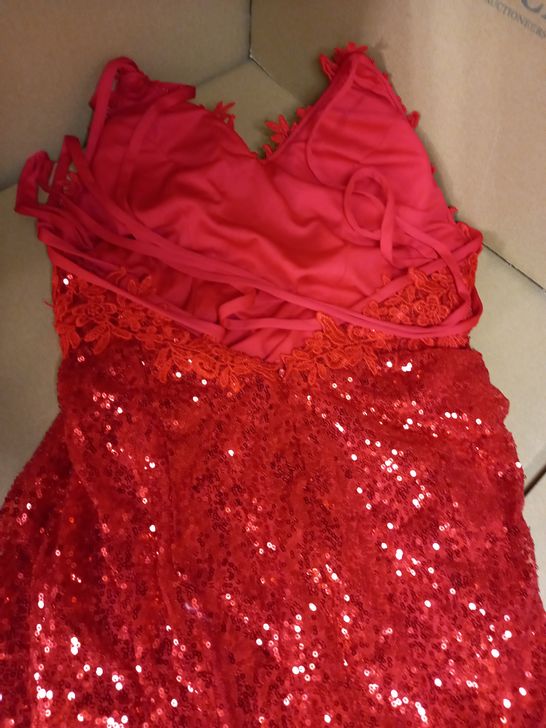 DESIGNER STARTLING RED/SEQUIN DETAILED EVENING/OCCASION DRESS 