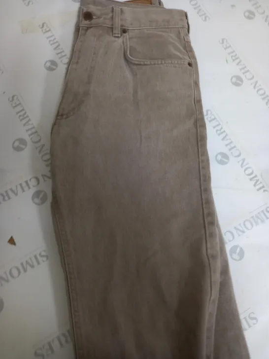 MARLBORO CLASSICS LIGHT BROWN JEANS - W31/L34