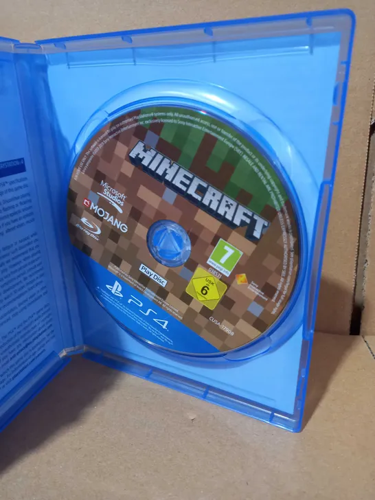 PLAYSTATION 4 MINECRAFT VIDEO GAME