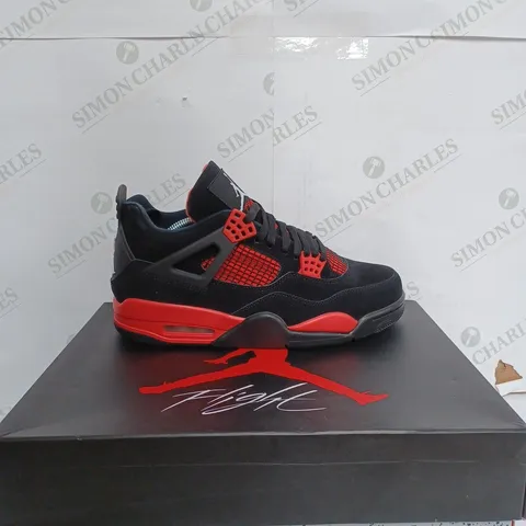 AIR JORDAN 4 RETRO IN BLACK & RED - UK 9