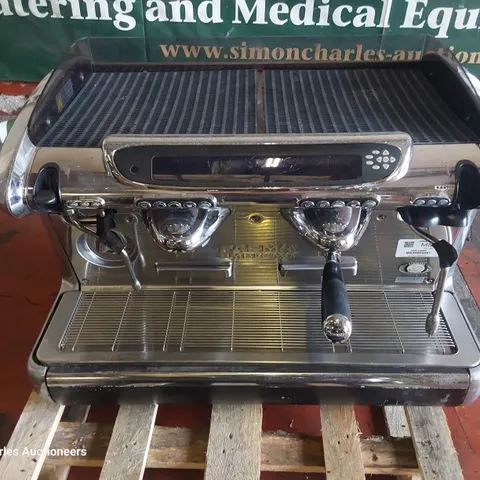 TRADITIONAL FAEMA EMBLEMA COFFEE MACHINE