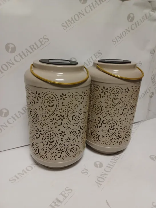 GARDEN REFLECTIONS SET OF 2 PATTERNED SOLAR LANTERNS, PAISLEY