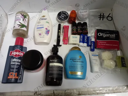 LOT OF APPROX 20 ASSORTED HEALTH AND BEAUTY ITEMS TO INCLUDE SHAMPOO, SOAP, BODY WASH ETC