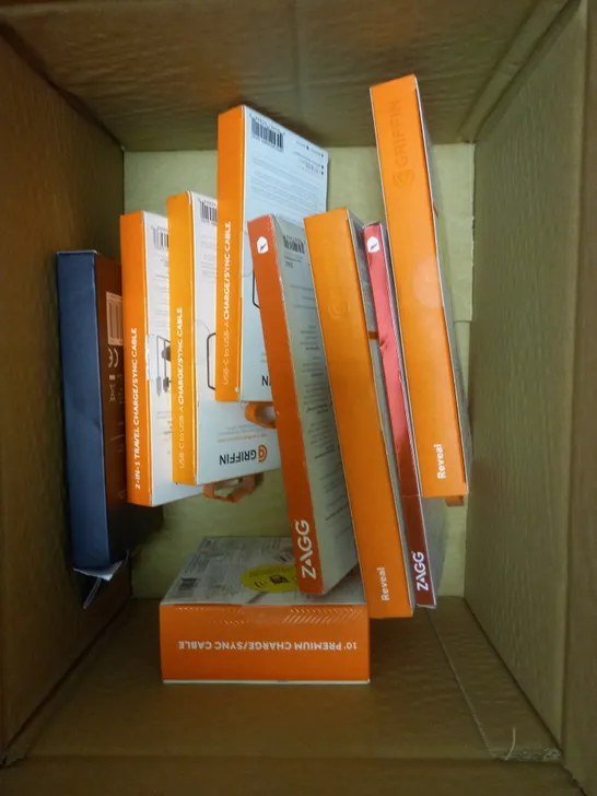 BOX OF APPROXIMATELY 10 ASSORTED COMPUTER & SMARTPHONE ACCESSORIES TO INCLUDE CASES, CHARGING CABLES, AUDIO CABLES ETC	