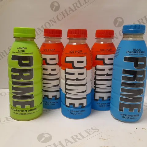 LOT OF 5 ASSORTED PRIME DRINKS TO INCLUDE 3 X 500ML ICE POPS & 1 X 500ML BLUE RASPBERRY, 1 X LEMON & LIME 