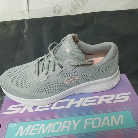 BOXED SKECHERS SKECH-LITE PRO - PERFECT TIME WITH MEMORY FOAM - GREY AND PINK - SIZE 7 UK