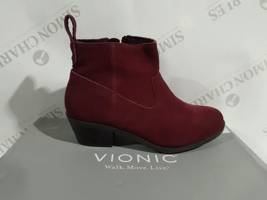 BOXED PAIR OF VIONIC VERA ANKLE BOOTS IN BURGUNDY - SIZE 3