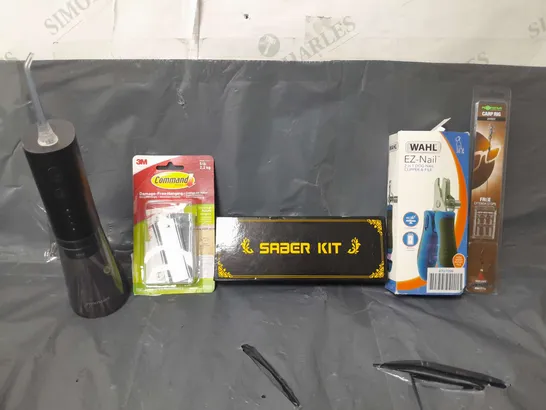 BOX OF APPROXIMATELY 8 ASSORTED ITEMS TO INCLUDE - WAHL EZ-NAIL , CARP RIG , COMMAND DAMAGE FREE HANGING ETC