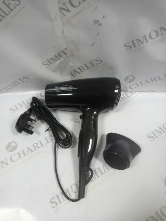 BOXED TRESEMME FAST DRY 2000 HAIRDRYER 