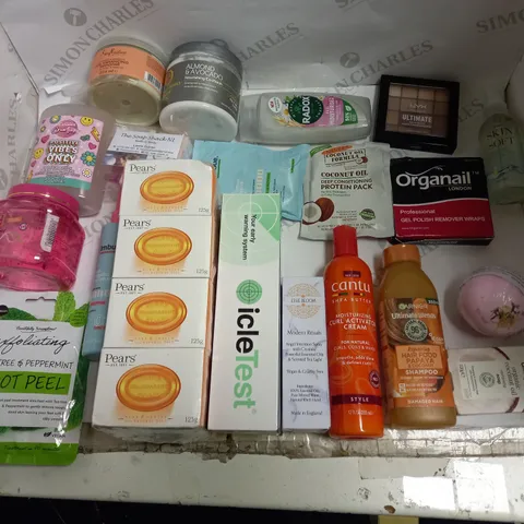 LOT OF APPROX 20 ASSORTED HEALTH AND BEAUTY ITEMS TO INCLUDE SOAP, LOTIONS, FACE WASH ETC