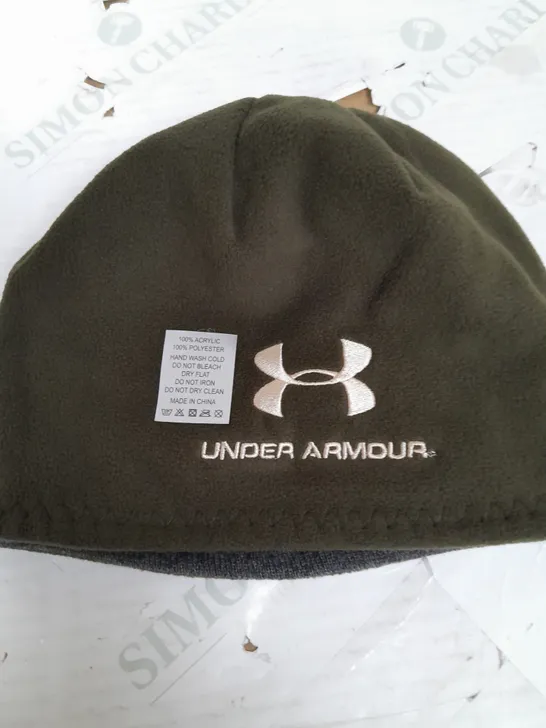 UNDER ARMOUR REVERSIBLE BEANIE HAT