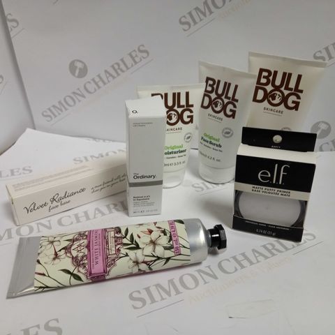 LOT OF APPROXIMATELY 20 ASSORTED HEALTH & BEAUTY ITEMS, TO INCLUDE E.L.F., BULL DOG, MII, ETC