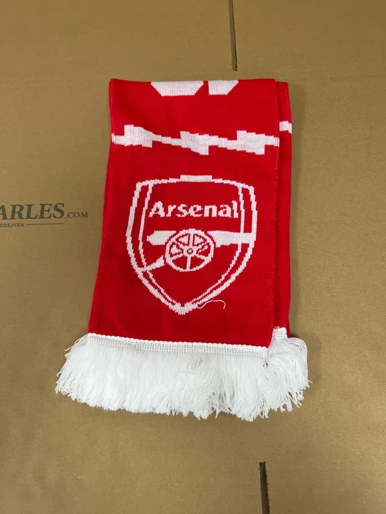 ARSENAL “THE GUNNERS” SCARF IN RED 