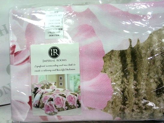 IMPERIAL ROOMS DOUBLE DUVET COMPLETE SET - ROSES/GREENERY 