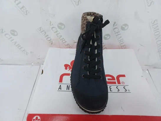 BOXED PAIR OF RIEKER LACE UP WATER RESISTANT BOOTS IN NAVY SIZE 5