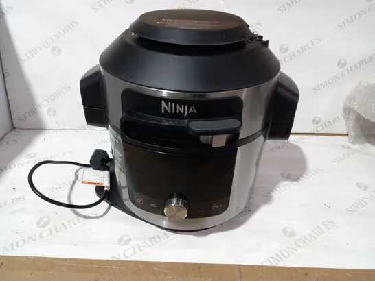 BOXED NINJA FOODI SMARTLID MULTI COOKER