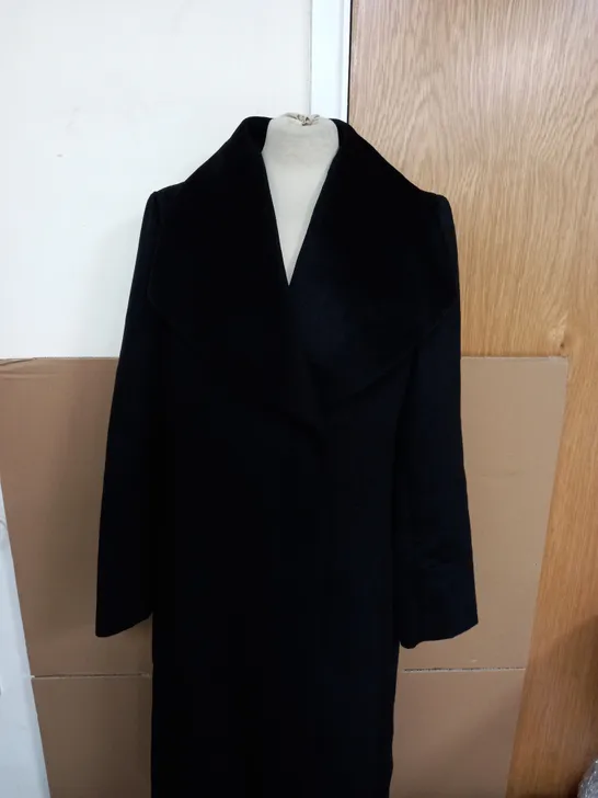 PHASE EIGHT NICCI COAT IN BLACK SIZE 16 