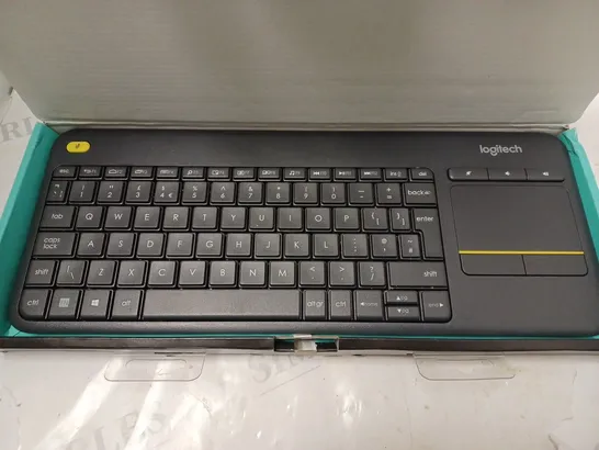 BOXED LOGITECH MEDIA K400 PLUS KEYBOARD