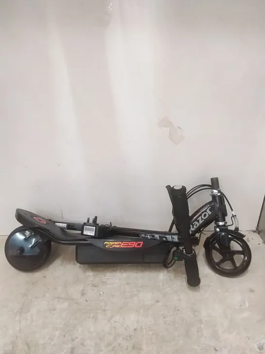 BOXED RAZOR POWERCORE E90 SCOOTER BLACK RRP £199.99