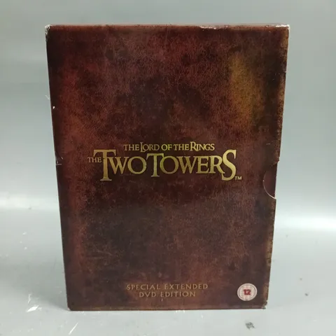 THE LORD OF THE RINGS THE TWO TOWERS SPECIAL EXTENDED EDITION DVD SET