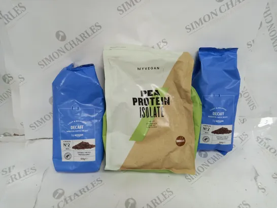 BOX OF ASSORTED FOOD AND DRINK ITEMS TO INCLUDE PEA PROTEIN ISOLATE AND LIGHT AND BALANCED DECAFF COFFEE BEANS 