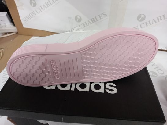 BOXED PAIR OF ADIDAS WHITE/PINK COURTBOLD TRAINERS - UK 5 1/2