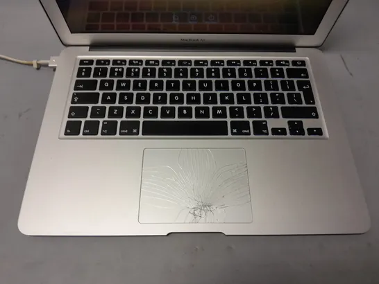 APPLE MACBOOK AIR - A1466 