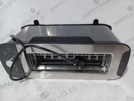 BOXED NINJA 2 IN 1 TOASTER & GRILL ST100UK