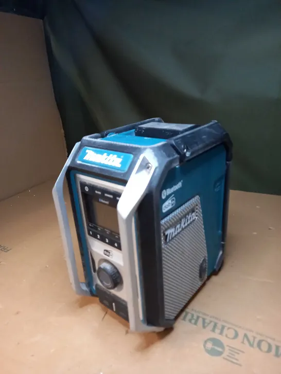 MAKITA BLUETOOTH DAB RADIO