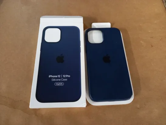 IPHONE 12 PRO SILICONE CASE IN DEEP NAVY