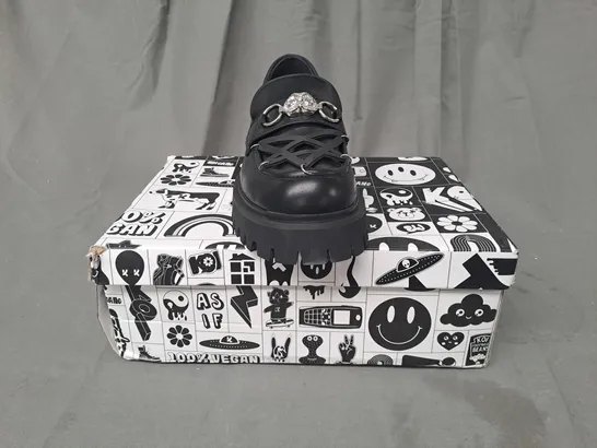 BOXED PAIR OF KOI VEGAN SILENT DUSK PENTAGRAM LOAFERS IN BLACK UK SIZE 7