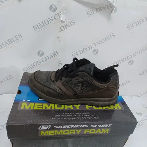 BOXED PAIR OF SKECHERS NAMPA SLIP RESISTANT BLACK WORK TRAINERS SIZE 8