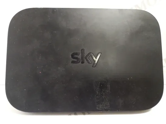 SKY Q SET TOP BOX - BLACK EM150