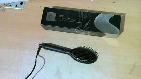 GHD GLIDE SMOOTHING HOT BRUSH 