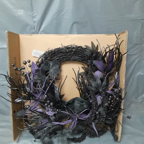 BOXED CROW WREATH WITH THISTLES