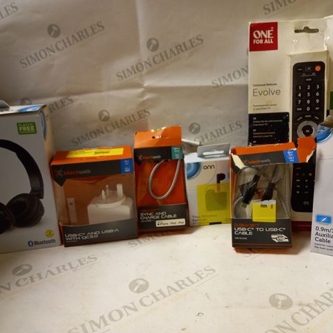 LOT OF APPROX 12 ASSORTED ELECTRICAL ITEMS TO INCLUDE WIRELESS HEADPHONES, SYNC AND CHARGE CABLE, UNIVERSAL REMOTE, ETC
