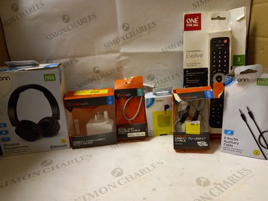 LOT OF APPROX 12 ASSORTED ELECTRICAL ITEMS TO INCLUDE WIRELESS HEADPHONES, SYNC AND CHARGE CABLE, UNIVERSAL REMOTE, ETC