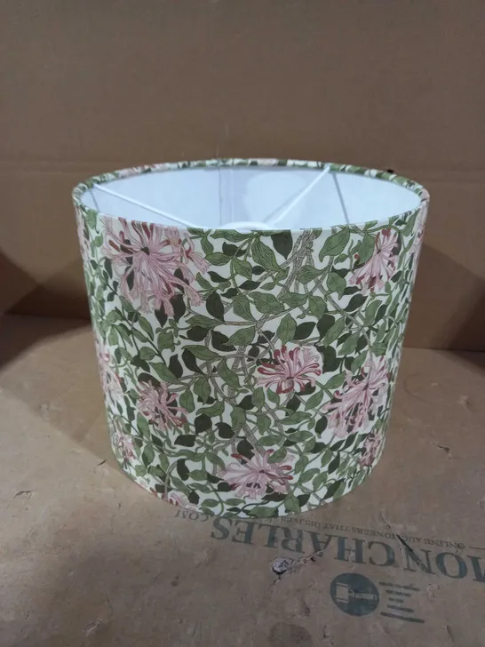 FLORAL LIGHTSHADE 