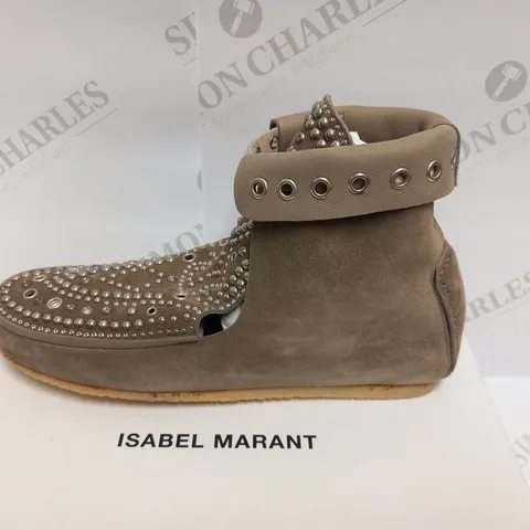 BOXED PAIR OF ISABEL MARANT MORLEY STUDDED SHOES TAUPE SIZE 40